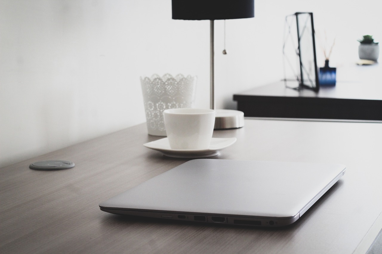 How to Create a Smart Home Office Setup